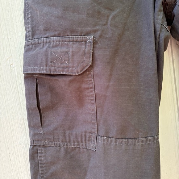 PROPPER—Cargo Utility / Uniform Tactical Pants—Men’s 32 x 34—9 Pockets—VG+ - Picture 8 of 12